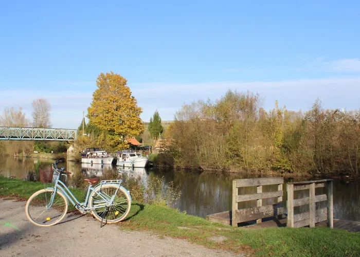 Sealov Hébergements Insolites- Linge, Ménage Et Vélos Inclus Eaucourt-sur-Somme